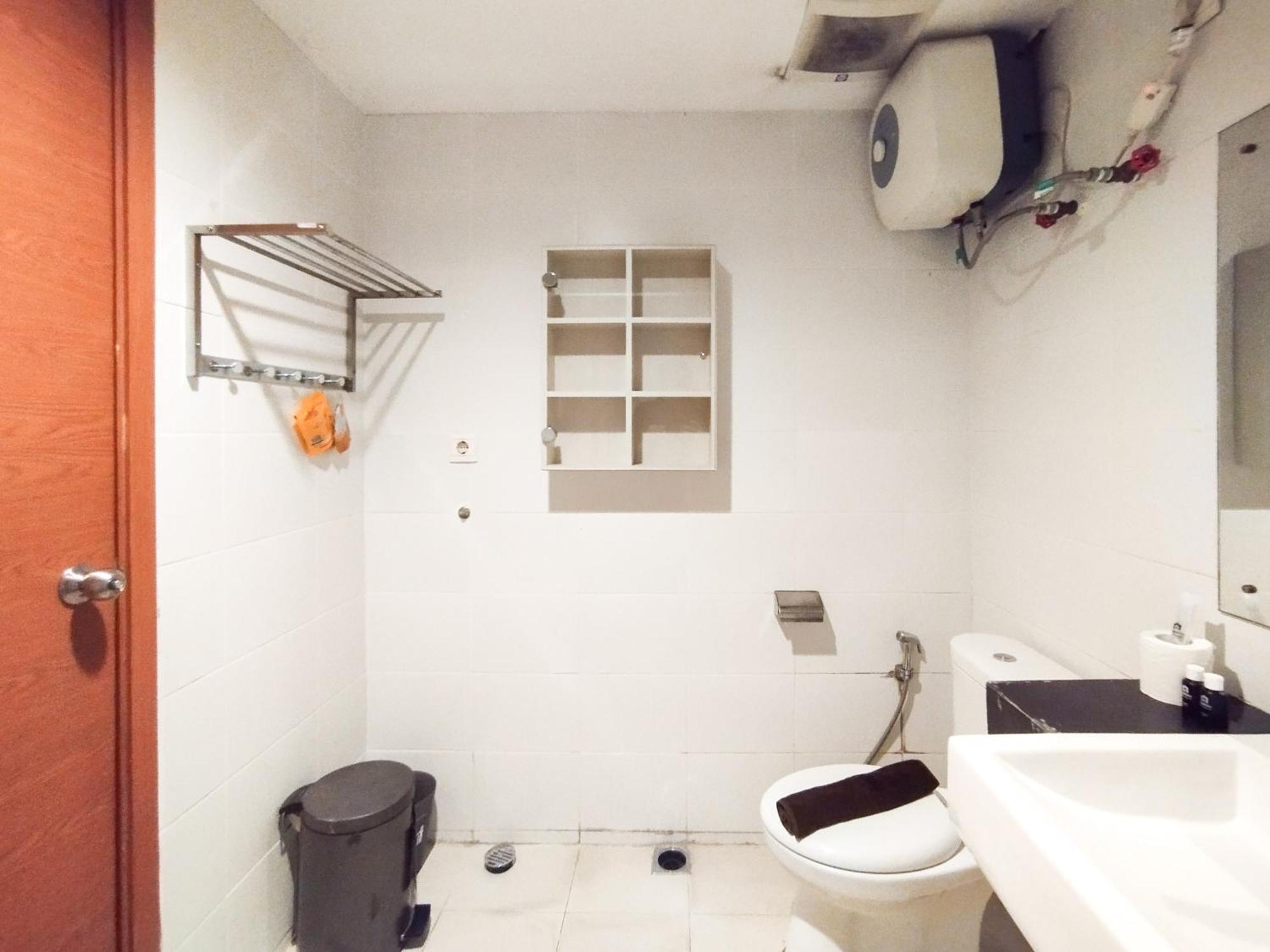 Simply And Comfy Studio Room Apartment Beverly Dago By Travelio Bandung Exteriér fotografie