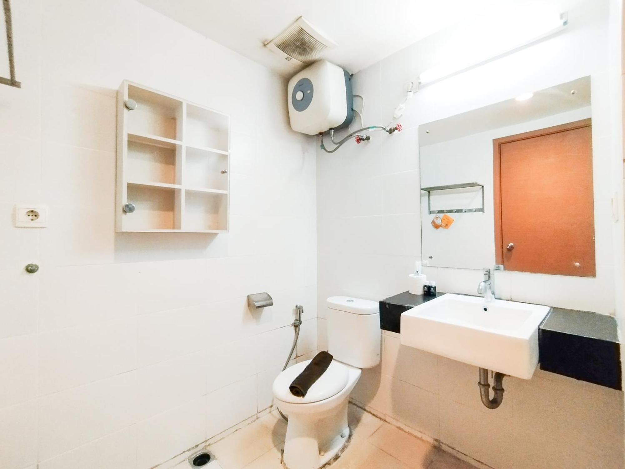Simply And Comfy Studio Room Apartment Beverly Dago By Travelio Bandung Exteriér fotografie